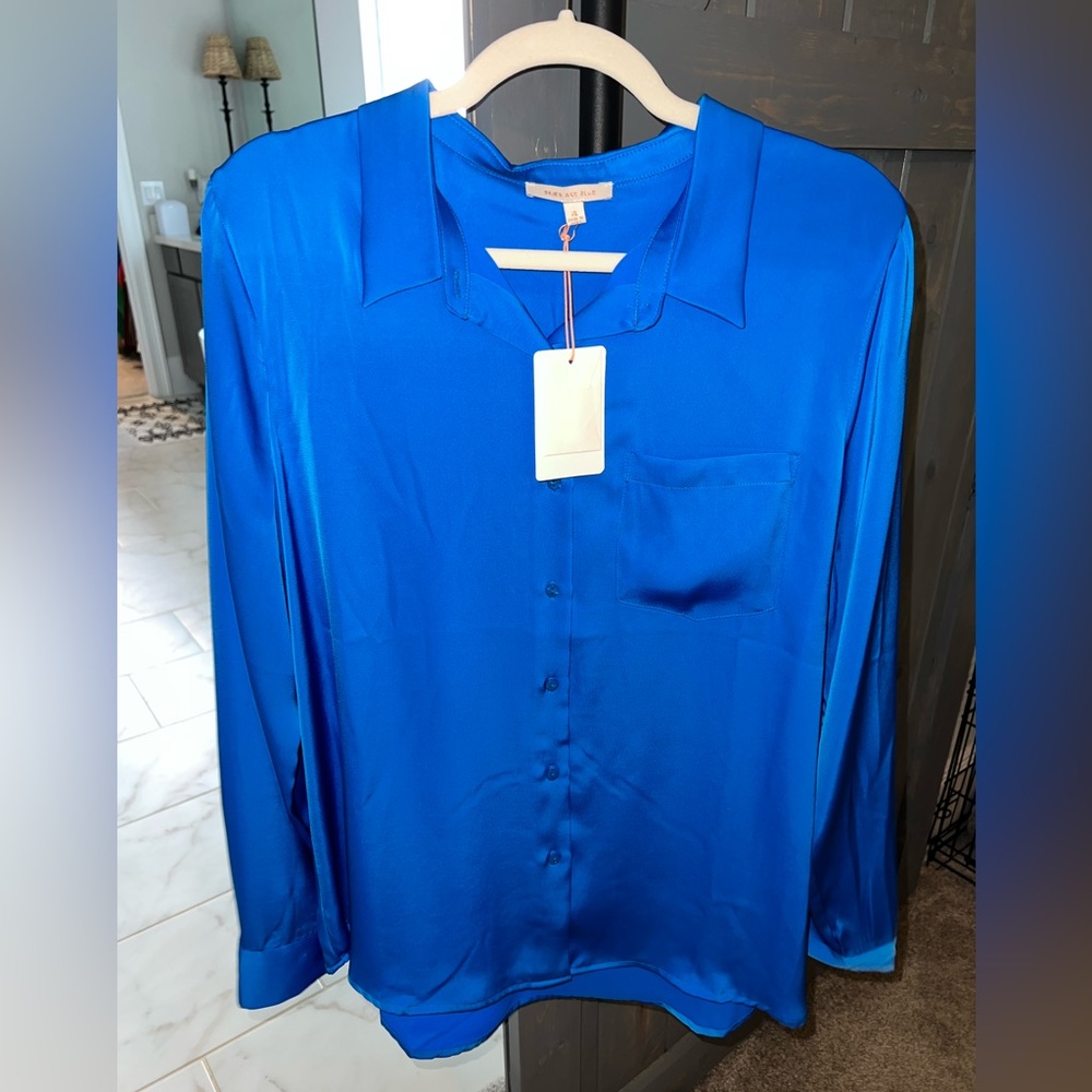Vici blue long sleeve shirt XL